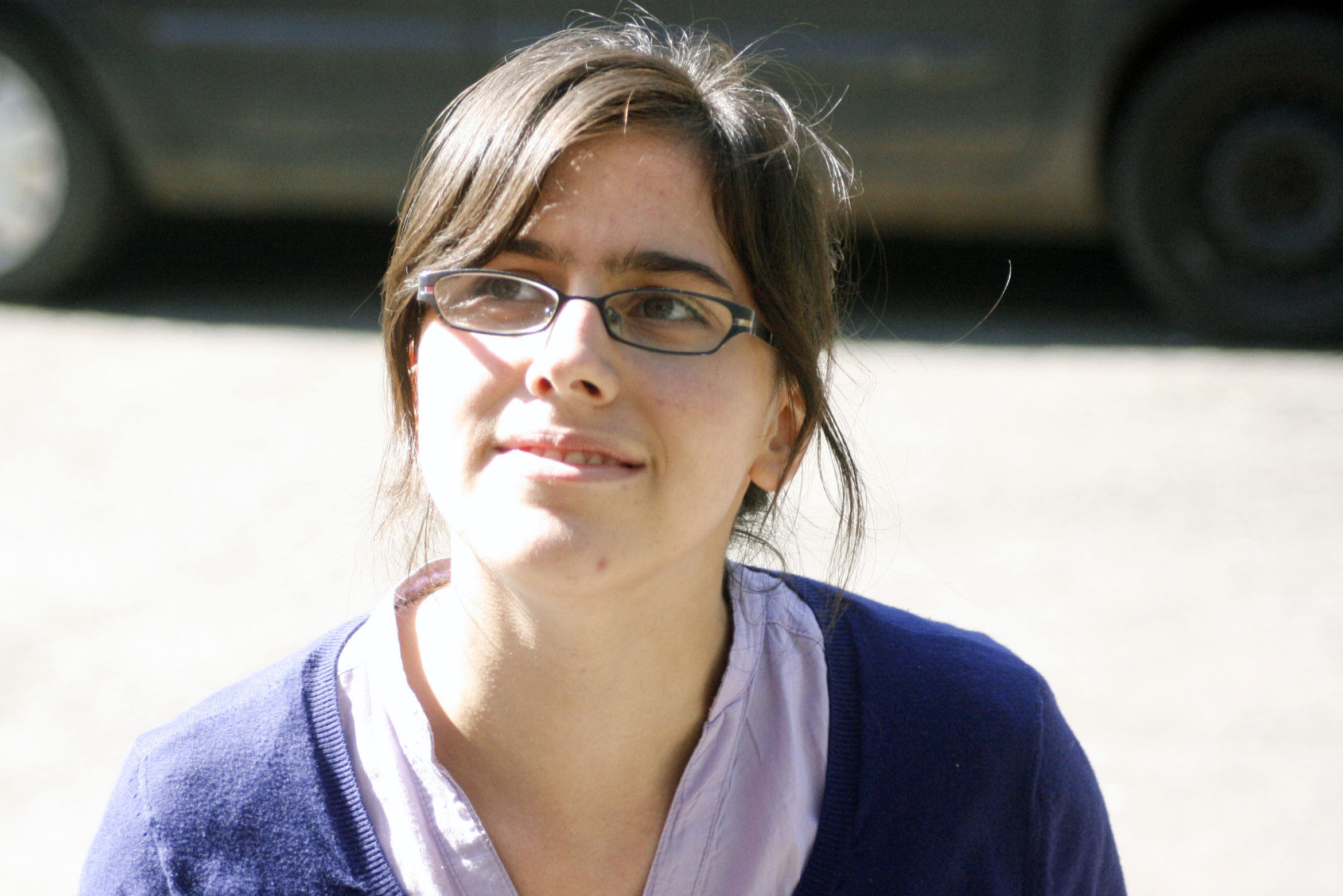 Irina Guralivu, clasa a XII-a B: „Vreau să fac medicina pentru că e cel mai practic mod pentru a ajuta oamenii” Irina Guralivu, clasa a XII-a B: „Vreau să fac medicina pentru că e cel mai practic mod pentru a ajuta oamenii”